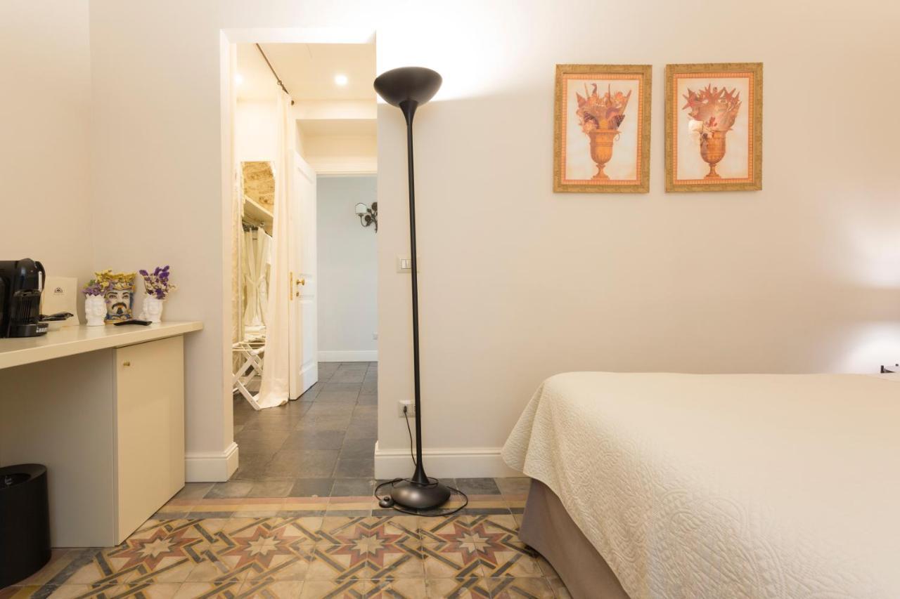 San Carlo Suites Noto Exterior photo