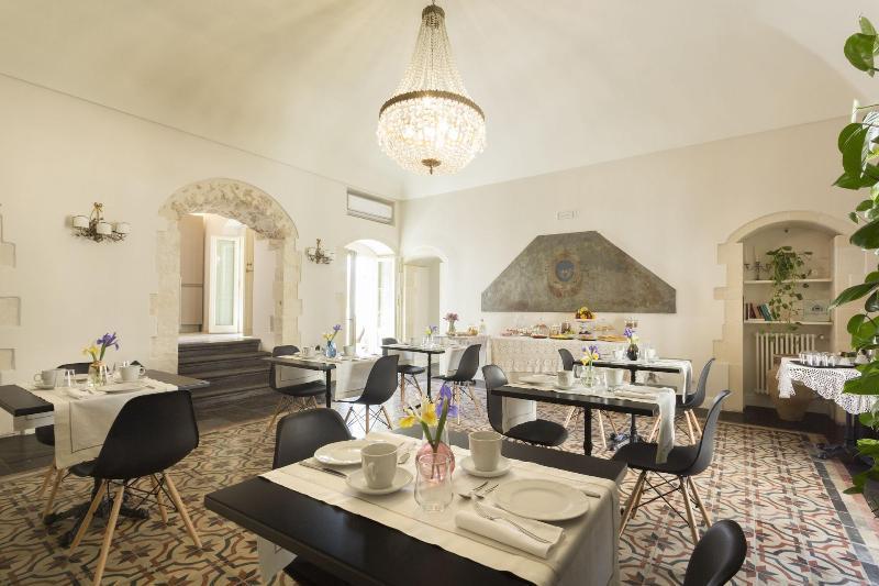 San Carlo Suites Noto Exterior photo