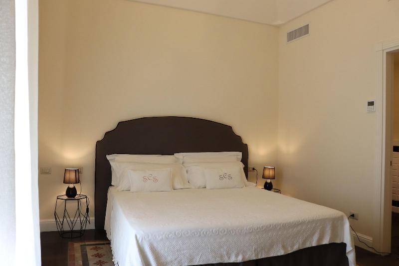 San Carlo Suites Noto Exterior photo
