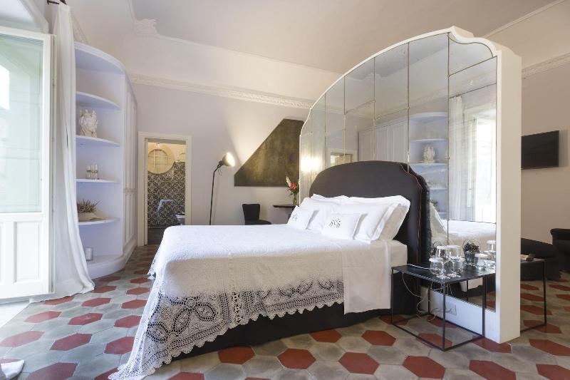 San Carlo Suites Noto Exterior photo