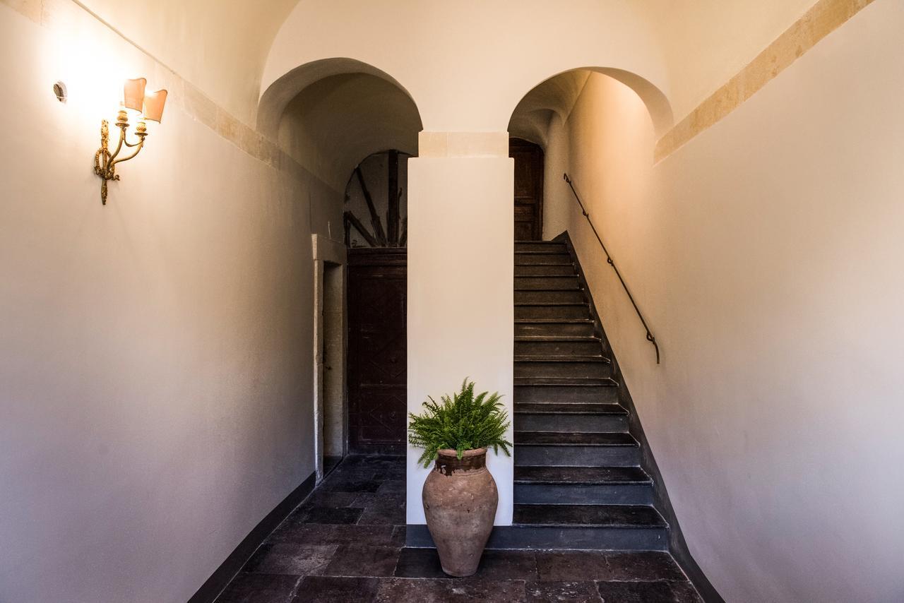 San Carlo Suites Noto Exterior photo
