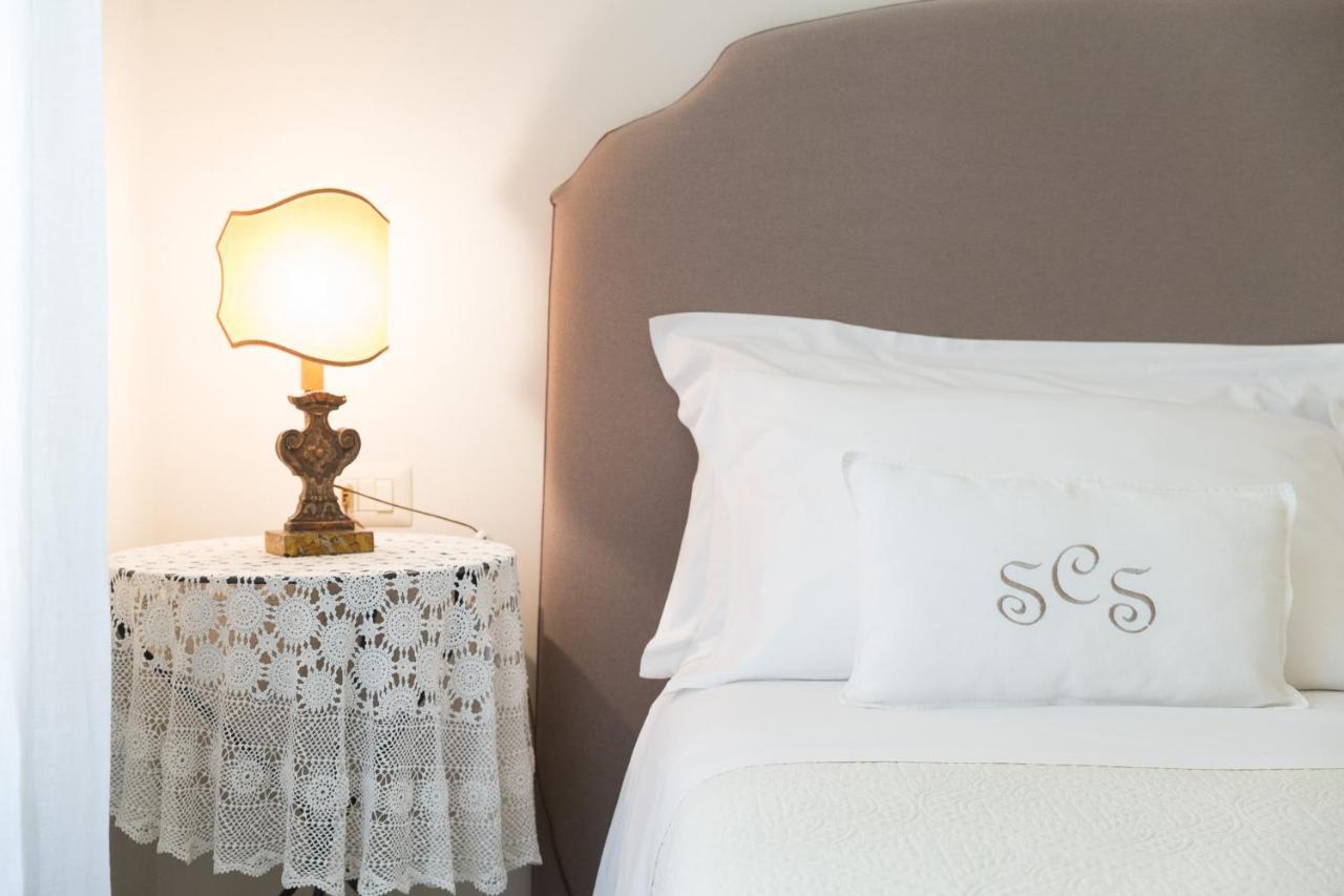 San Carlo Suites Noto Exterior photo